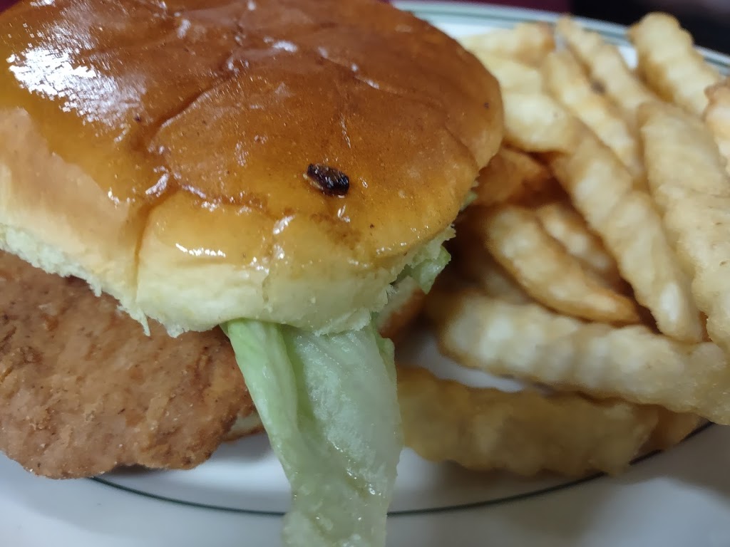 THE CHICKEN SHACK | restaurant | 665 Forest Ave, Luverne, AL 36049, USA | 3343356566 OR +1 334-335-6566