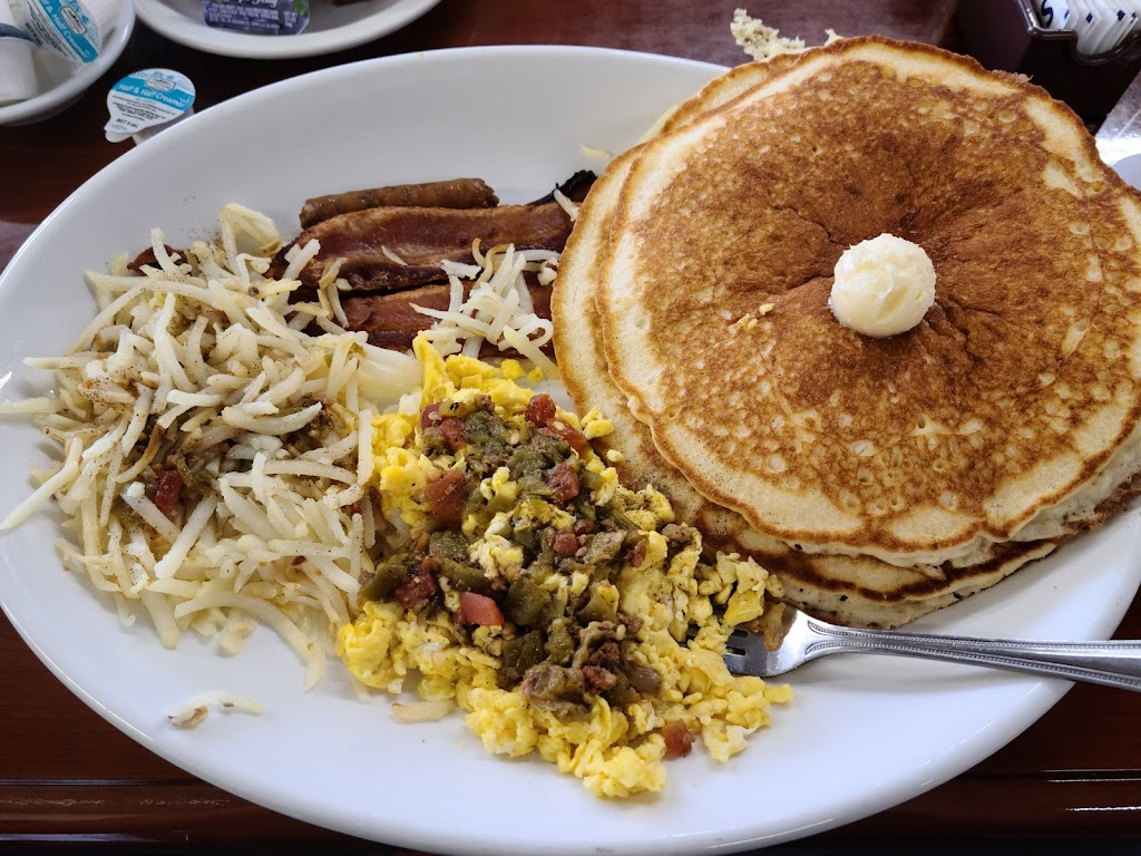 Mamas Kitchen | restaurant | 820 W Maloney Ave, Gallup, NM 87301, USA | 5054882262 OR +1 505-488-2262