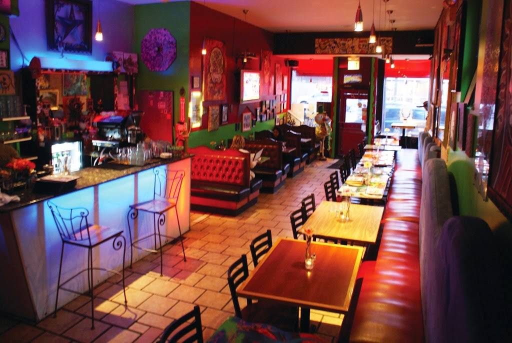 Estrella Negra | restaurant | 2346 W Fullerton Ave, Chicago, IL 60647, USA | 7732275993 OR +1 773-227-5993