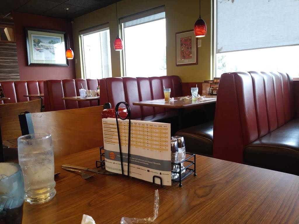 Dennys | restaurant | 8710 Rosedale Hwy, Bakersfield, CA 93312, USA | 6615875900 OR +1 661-587-5900