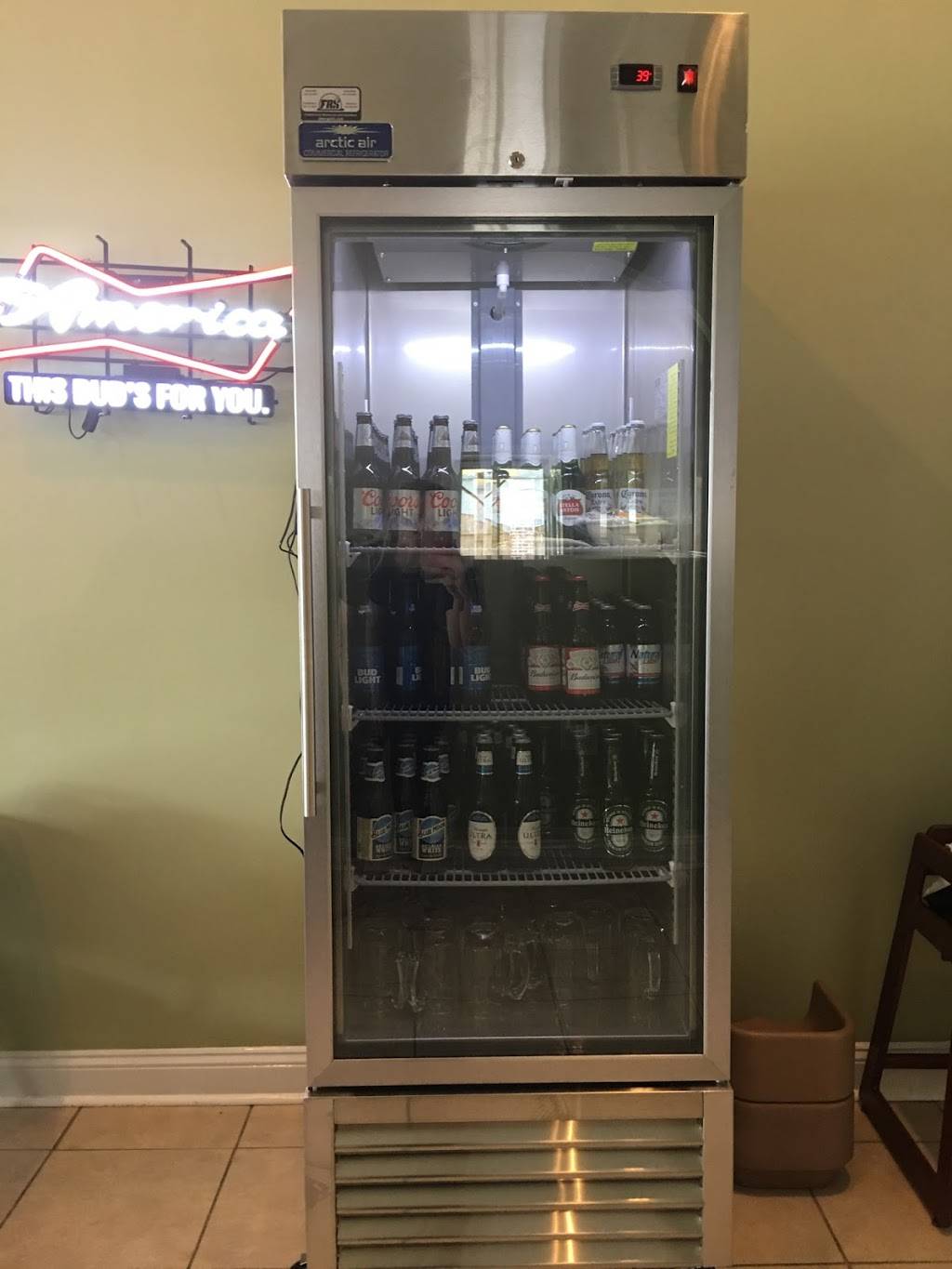 Chianti’s Wings and Things | restaurant | 124 Cashua St, Darlington, SC 29532, USA | 8439440880 OR +1 843-944-0880