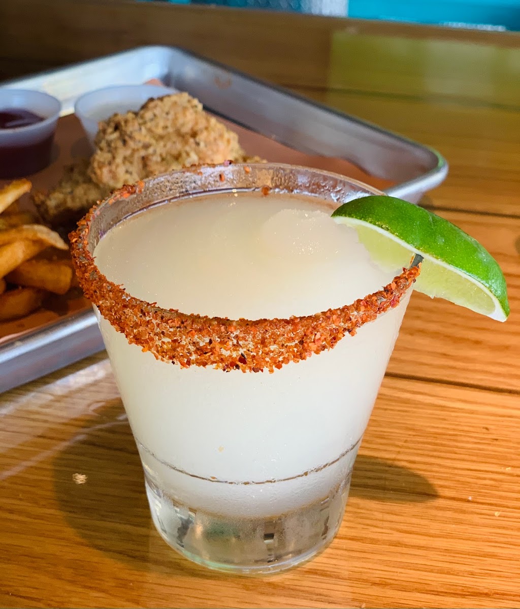 Ojos Wings y Pizza | meal takeaway | 3701 W Northwest Hwy #309, Dallas, TX 75220, USA | 4698093064 OR +1 469-809-3064