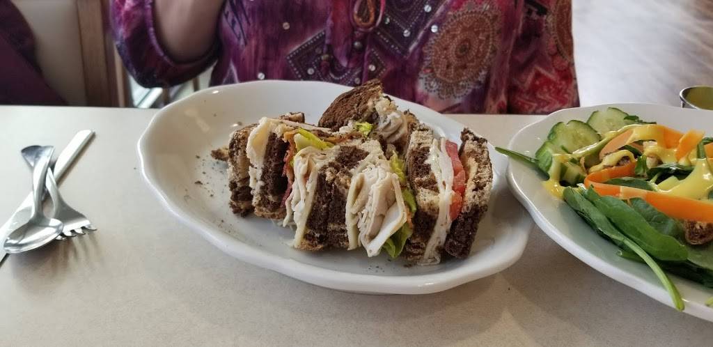 The Pub | restaurant | 51 Bunker Blvd, Palmyra, VA 22963, USA | 4345910106 OR +1 434-591-0106