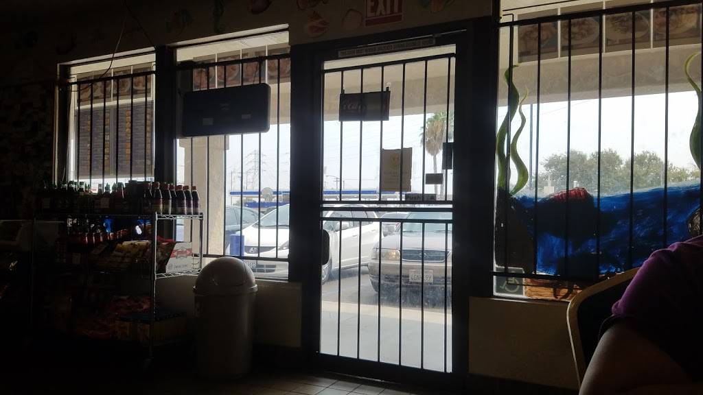 Seafood in the Sea | restaurant | 4785 E McKinley Ave, Fresno, CA 93703, USA | 5592528889 OR +1 559-252-8889