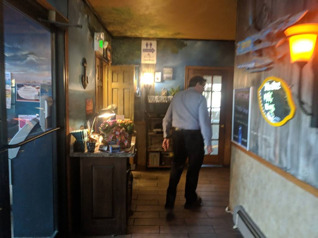 Sunset On The Water | restaurant | N7364 Winnebago Dr, Fond du Lac, WI 54935, USA | 9209224540 OR +1 920-922-4540