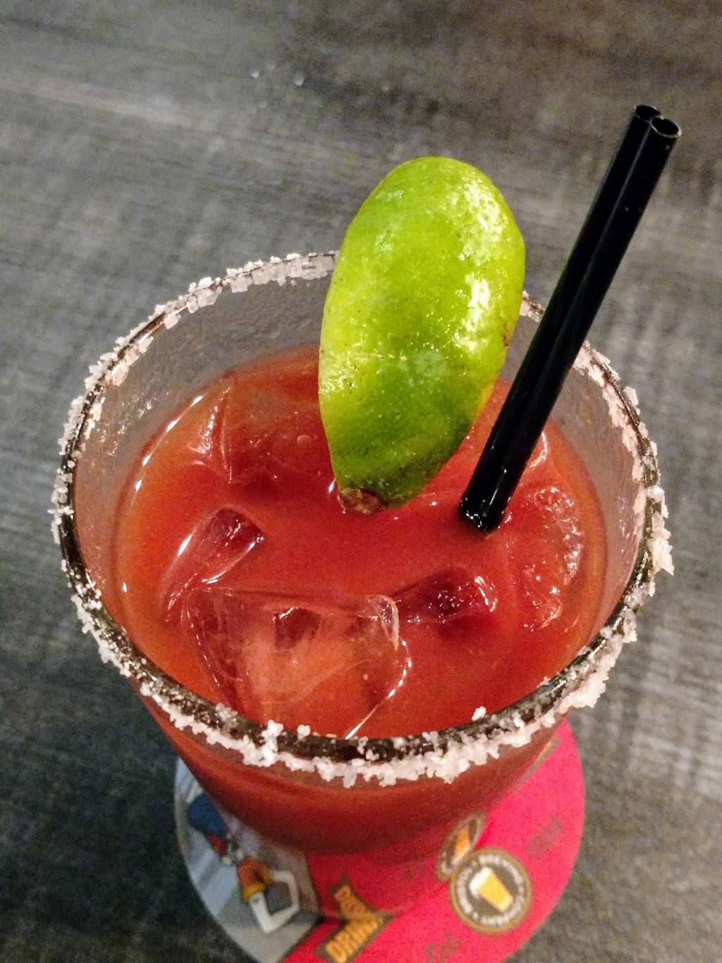 Parrys Pizzeria & Bar | restaurant | 1232 S Hover St, Longmont, CO 80501, USA | 3036511010 OR +1 303-651-1010