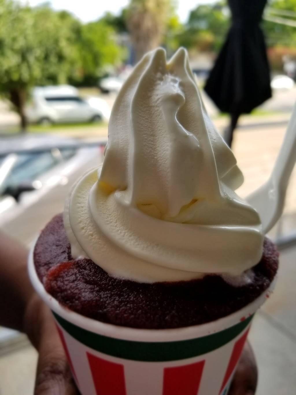 Ritas Italian Ice & Frozen Custard | restaurant | 2802 White Oak Dr, Houston, TX 77007, USA | 8329874827 OR +1 832-987-4827