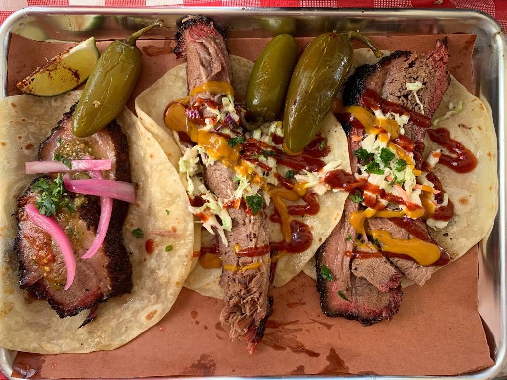 Erics Family Barbecue | restaurant | 12345 W Indian School Rd, Avondale, AZ 85392, USA | 6232480148 OR +1 623-248-0148