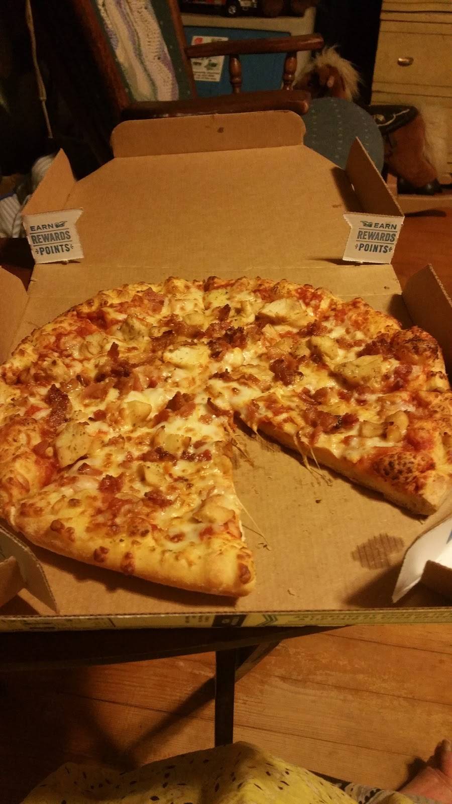 Dominos Pizza | meal delivery | 1001 Charleston Ave, Mattoon, IL 61938, USA | 2172357104 OR +1 217-235-7104