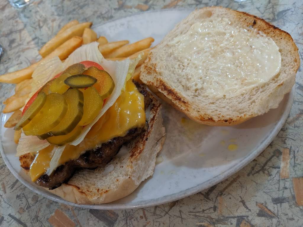 Jumbo Hamburger | restaurant | 629 Pharmacy Ave, Scarborough, ON M1L 3H3, Canada | 4167556451 OR +1 416-755-6451