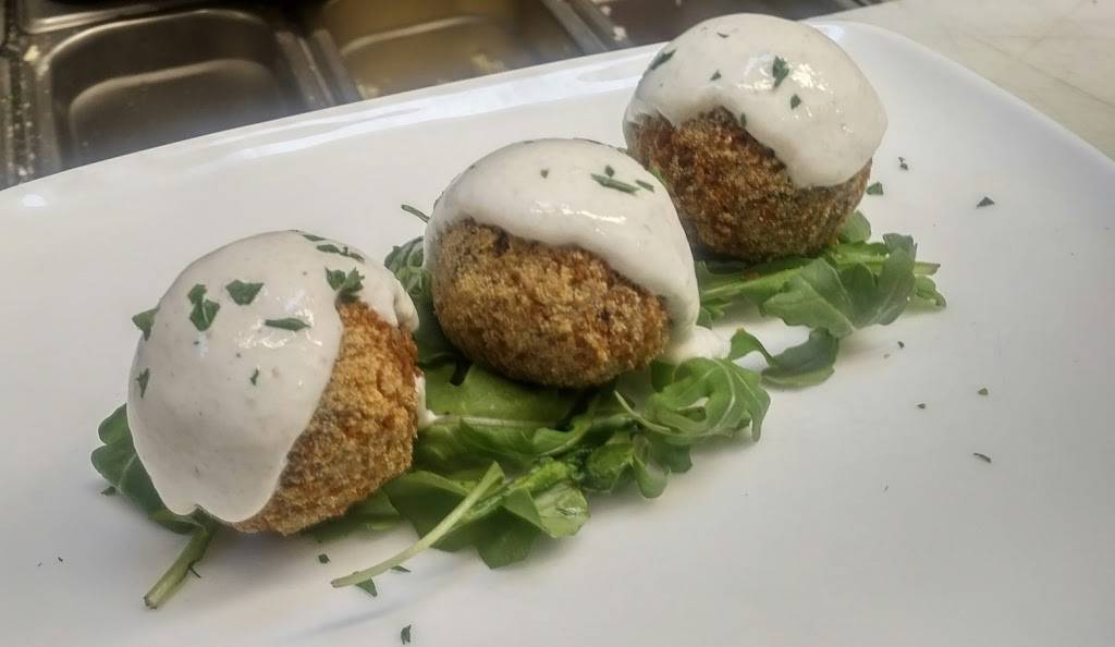 Cuginos Italian Restaurant | restaurant | 6011 Main St, Williamsville, NY 14221, USA | 7166338432 OR +1 716-633-8432