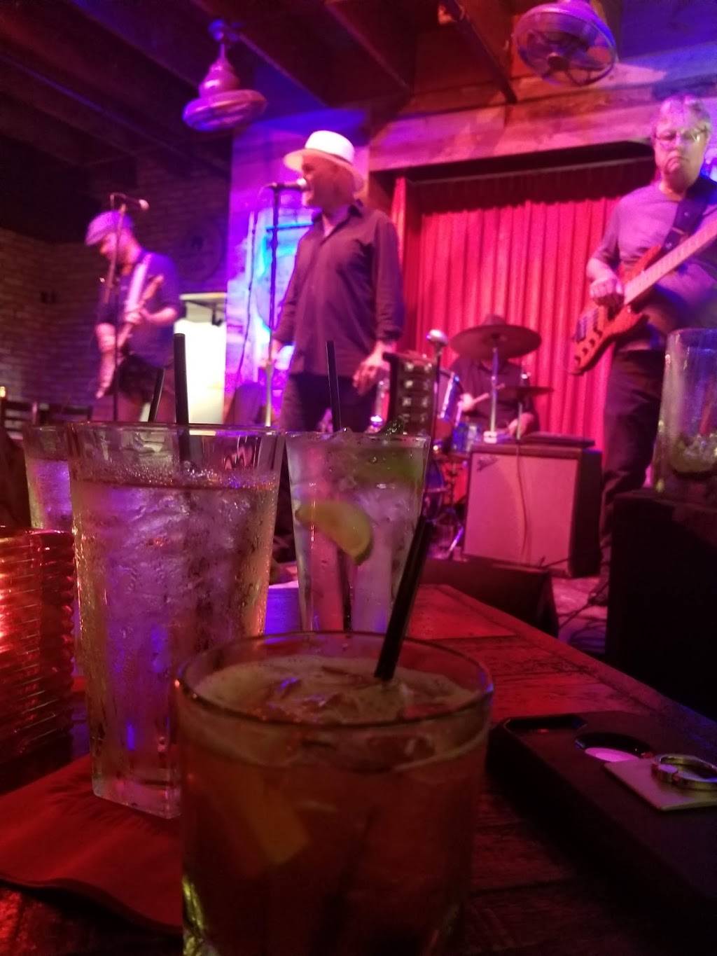 Barrel Room | restaurant | 2214 Bay St, Fort Myers, FL 33901, USA | 2393332225 OR +1 239-333-2225