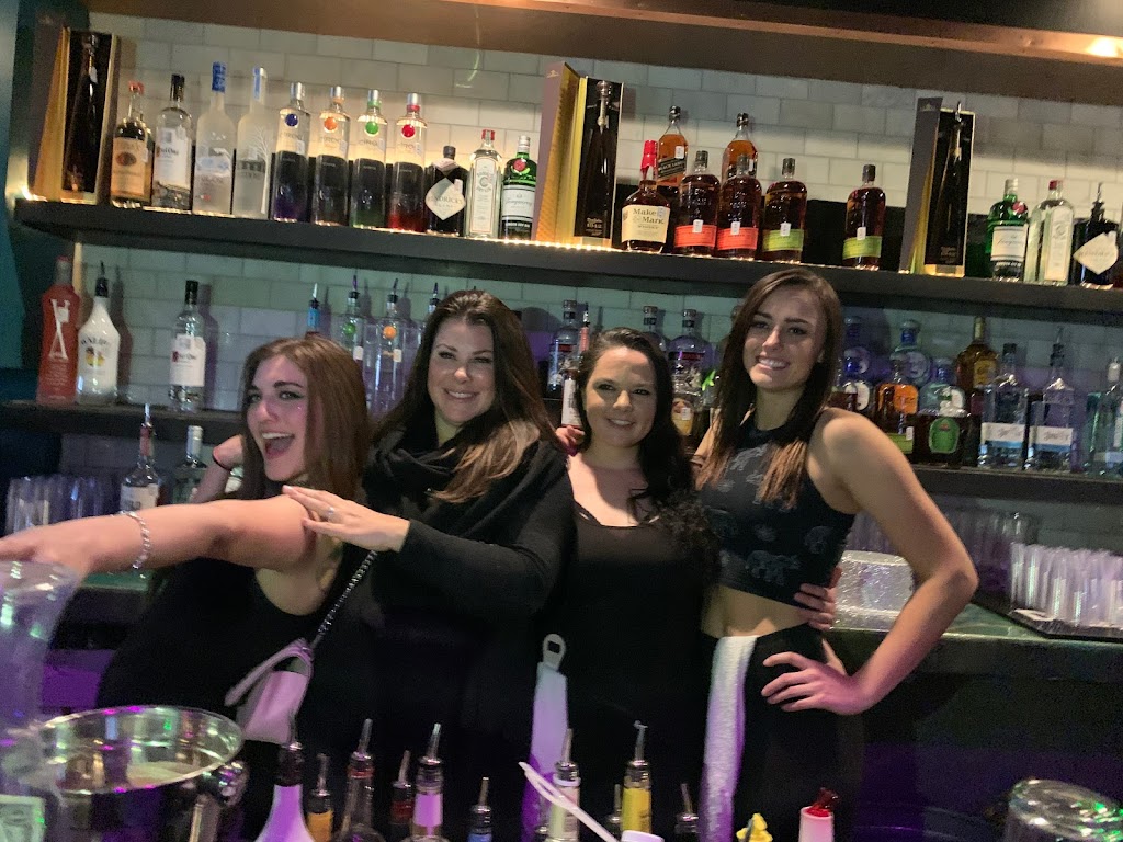 WYLD Bar | restaurant | 706 W 6th St, Austin, TX 78701, USA | 2816851838 OR +1 281-685-1838