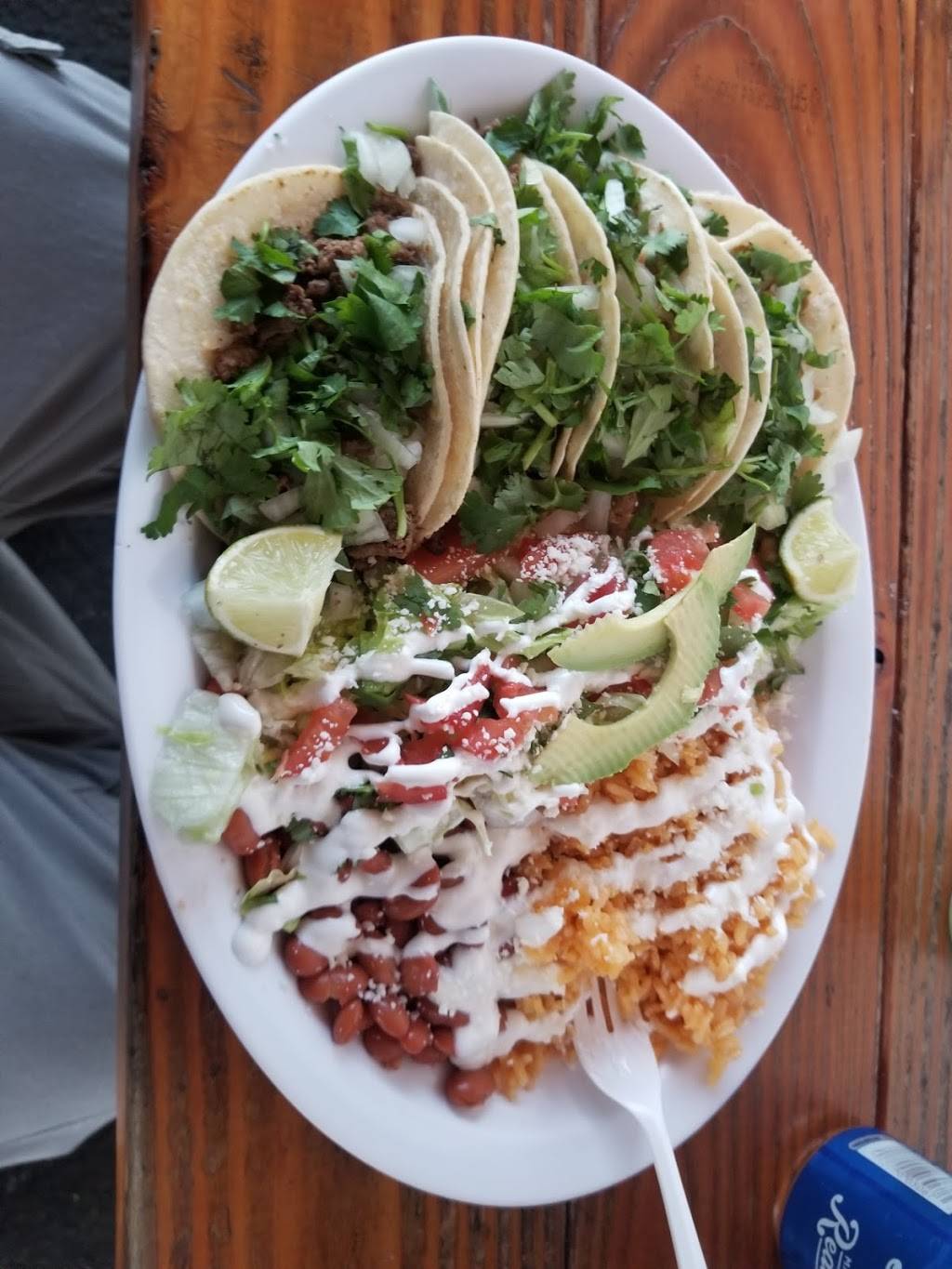 La Quebrada Taqueria | restaurant | 11980 N Jantzen Dr, Portland, OR 97217, USA | 5035158937 OR +1 503-515-8937