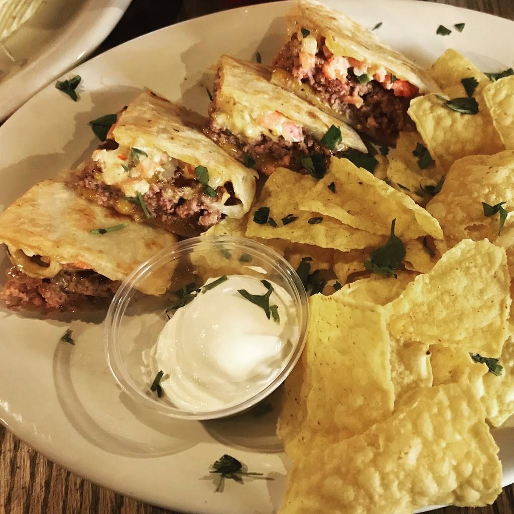 House of Brews | restaurant | 17683 N Dale Mabry Hwy, Lutz, FL 33548, USA | 8132650300 OR +1 813-265-0300