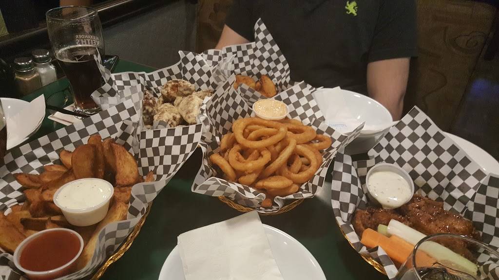 King George’s Arms | restaurant | 2501 Victoria Park Ave, Scarborough, ON M1T 1A1, Canada | 4164928036 OR +1 416-492-8036