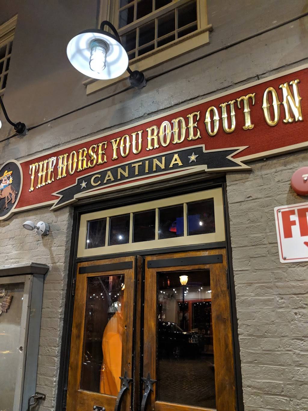 The Horse You Came In On Saloon | restaurant | 1626 Thames St, Baltimore, MD 21231, USA | 4103278111 OR +1 410-327-8111