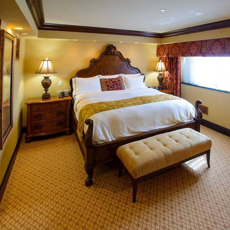 The Towers at Kahler Grand Hotel | restaurant | 20 2nd Ave SW, Rochester, MN 55902, USA | 5072081409 OR +1 507-208-1409