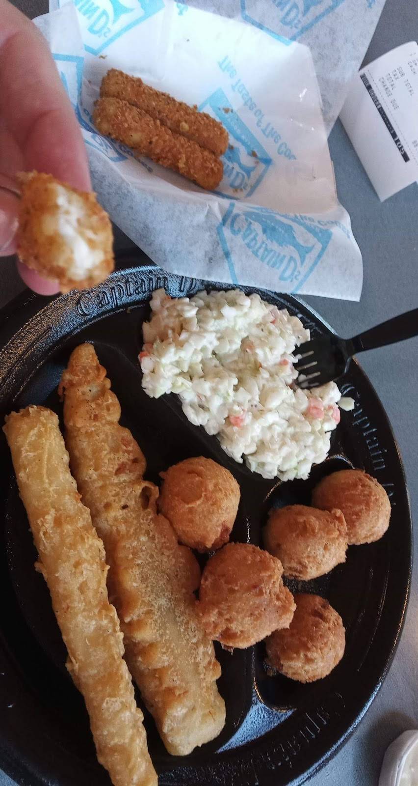 Captain Ds | restaurant | 1010 W McGalliard Rd, Muncie, IN 47303, USA | 7652891991 OR +1 765-289-1991