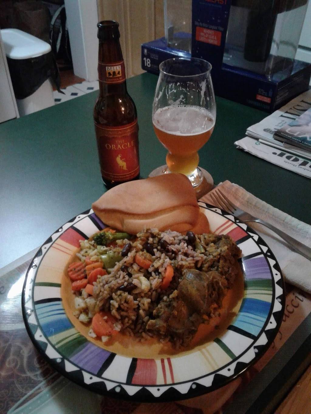 Caribbean Spice | restaurant | 1310 NW 23rd Ave, Gainesville, FL 32605, USA | 3523772712 OR +1 352-377-2712