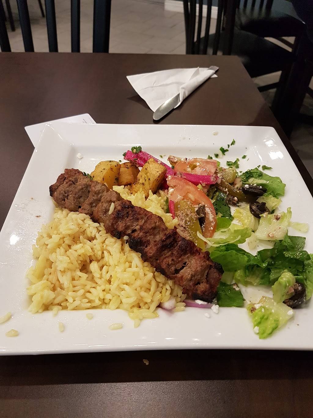 Athens Grill | restaurant | 2150 Robertson Rd, Nepean, ON K2H 9S1, Canada | 6132880134 OR +1 613-288-0134