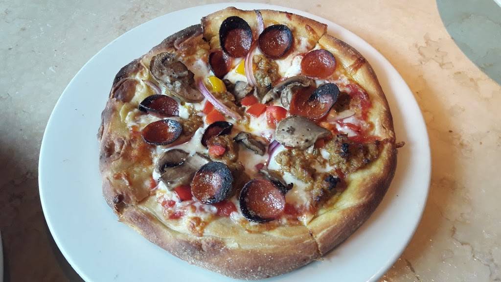 The Cheesecake Factory | restaurant | 131 Wolf Rd, Albany, NY 12205, USA | 5184532500 OR +1 518-453-2500