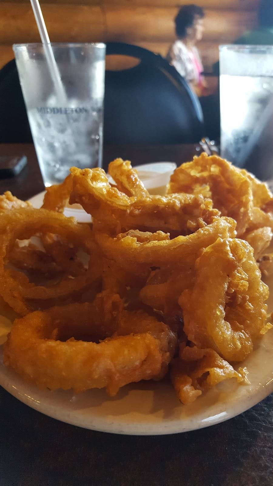 Black Bear Inn | restaurant | 320 W Cottage Grove Rd, Cottage Grove, WI 53527, USA | 6088395222 OR +1 608-839-5222