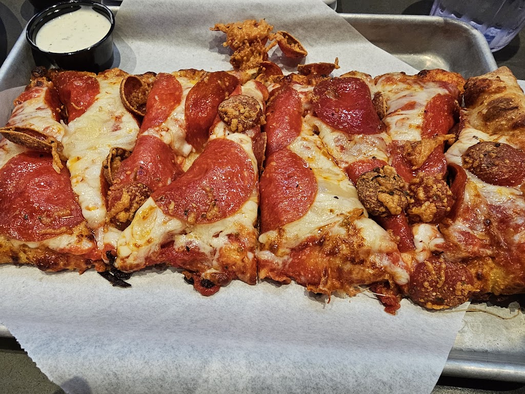 Dave & Busters Queen Creek | restaurant | 21000 S Ellsworth Lp Rd, Queen Creek, AZ 85142, USA | 4802121800 OR +1 480-212-1800