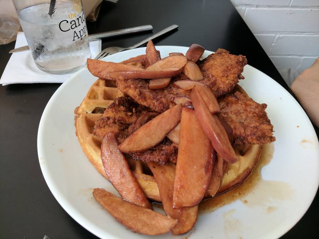 Sweet Petes Candy | restaurant | 400 N Hogan St, Jacksonville, FL 32202, USA | 9043767161 OR +1 904-376-7161