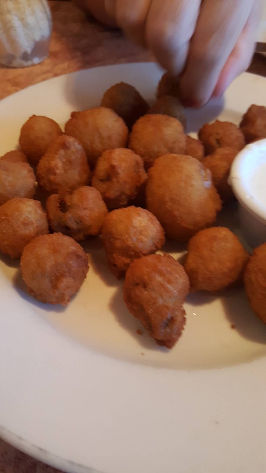 Macianos Pizza & Pasteria | restaurant | 272 E Veterans Pkwy, Yorkville, IL 60560, USA | 6308828388 OR +1 630-882-8388