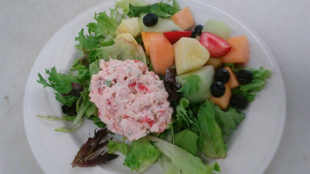 Wiggins Tavern Restaurant | restaurant | 36 King St, Northampton, MA 01060, USA | 4135843100 OR +1 413-584-3100