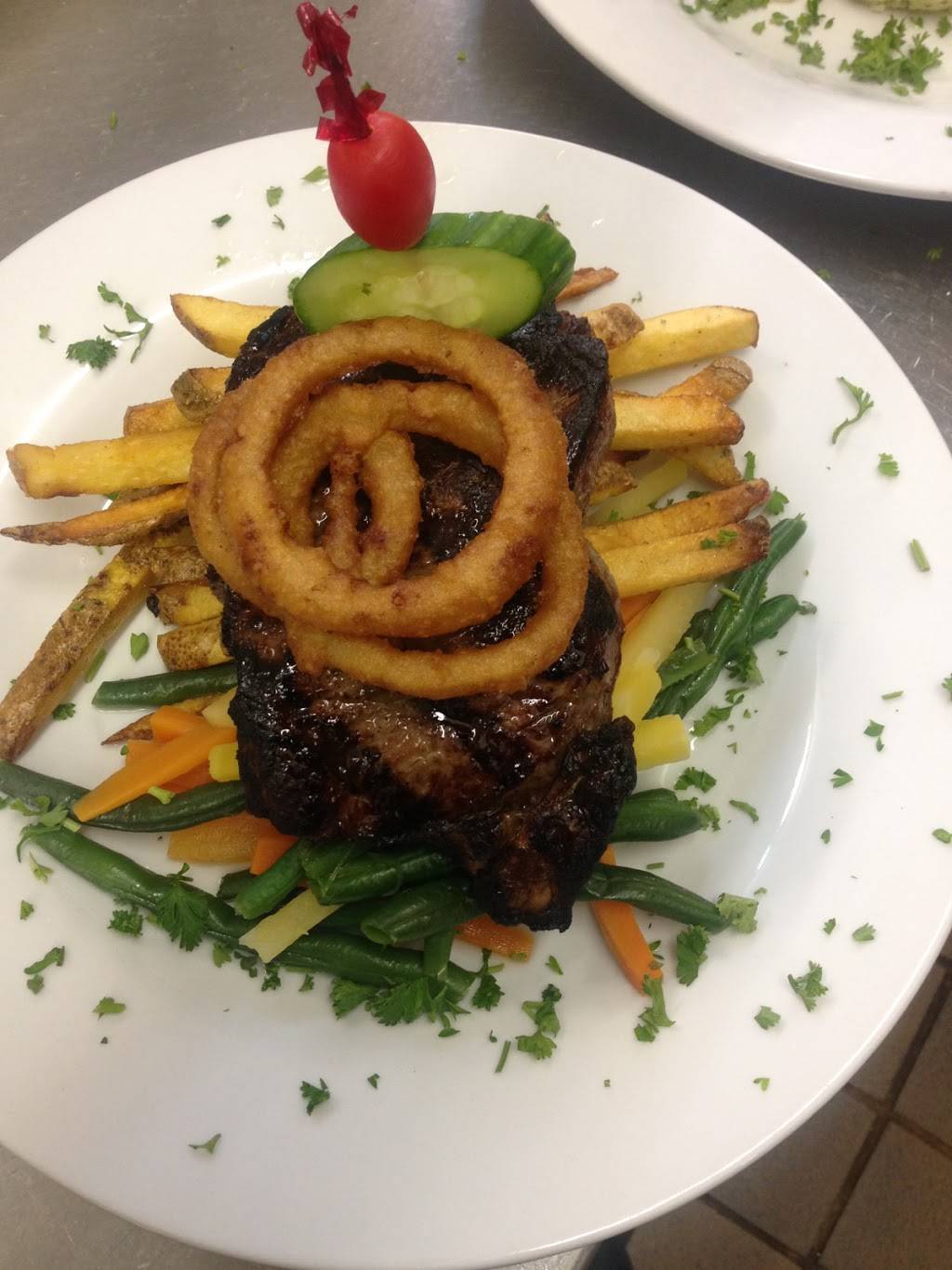 Four Continents | restaurant | 760 Gibbons Rd, Renfrew, ON K7V 0B7, Canada | 6134328109 OR +1 613-432-8109