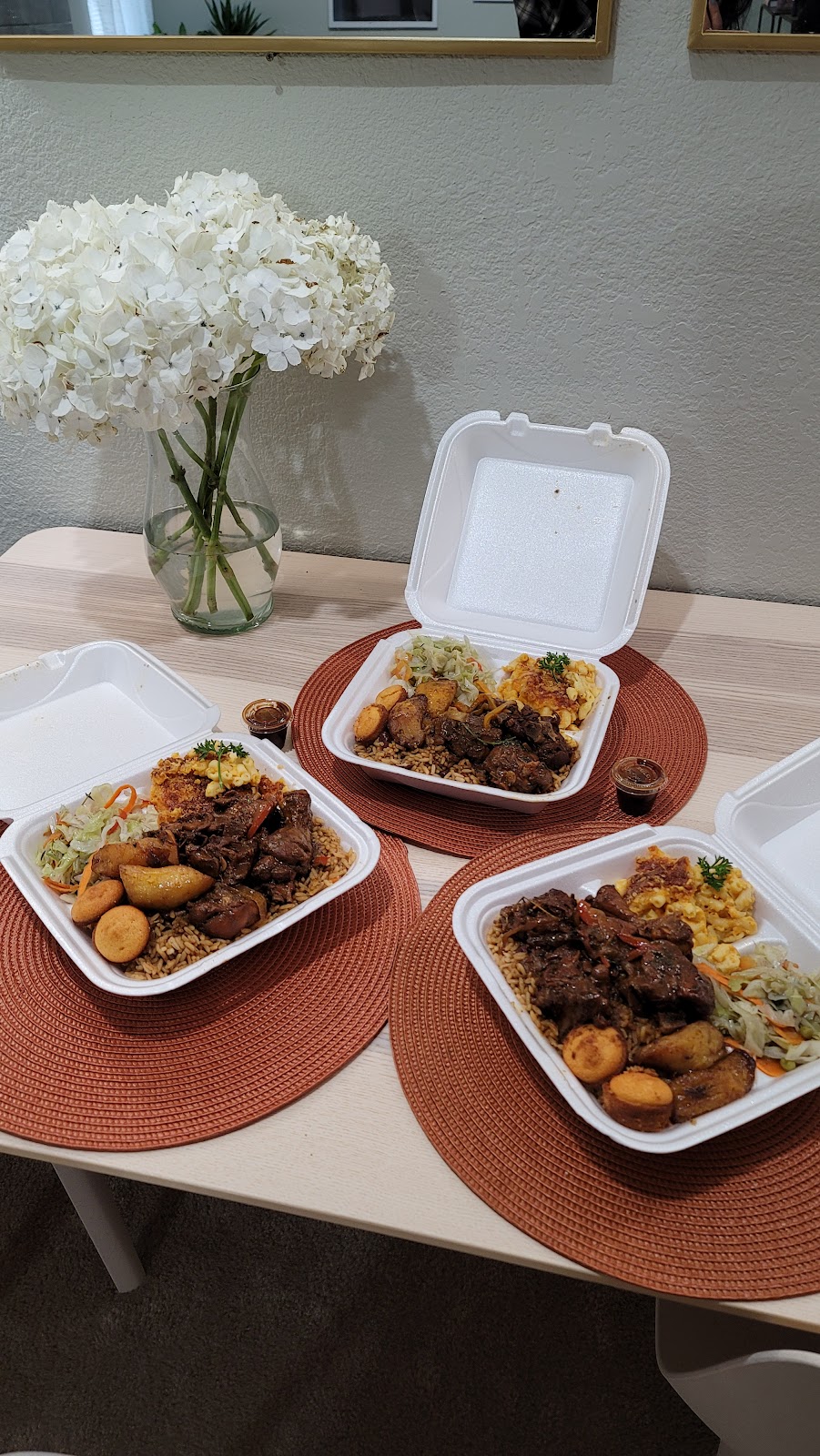 My Caribbean Soul | restaurant | 2000 Gables Dr NE, Brookhaven, GA 30319, USA | 6787694996 OR +1 678-769-4996