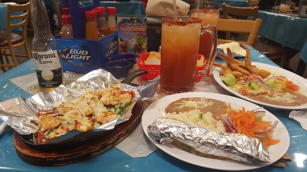 Desert Sky Mall | shopping mall | 7611 W Thomas Rd, Phoenix, AZ 85033, USA | 6232451400 OR +1 623-245-1400