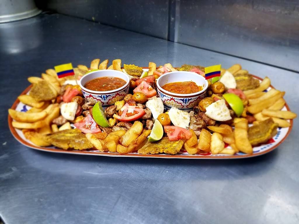 El Bochinche Restaurant | restaurant | 12743 SW 42nd St, Miami, FL 33175, USA | 3054807667 OR +1 305-480-7667