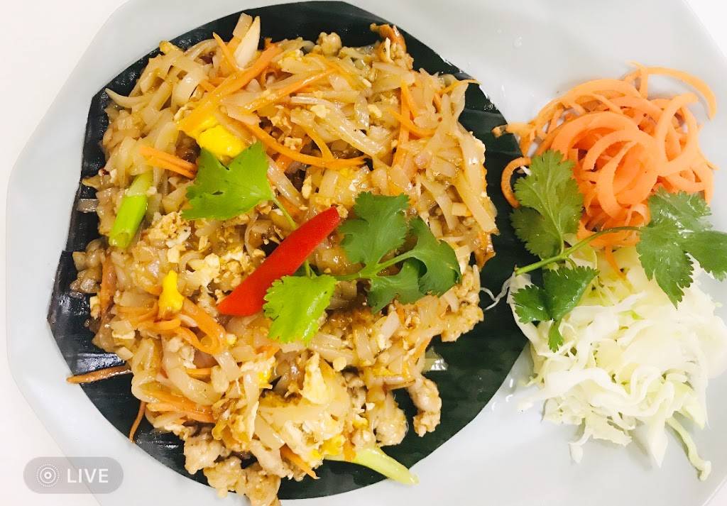 Kumruenthai Restaurant | restaurant | 1500 Oliver Rd Suite L, Fairfield, CA 94534, USA | 7077593458 OR +1 707-759-3458