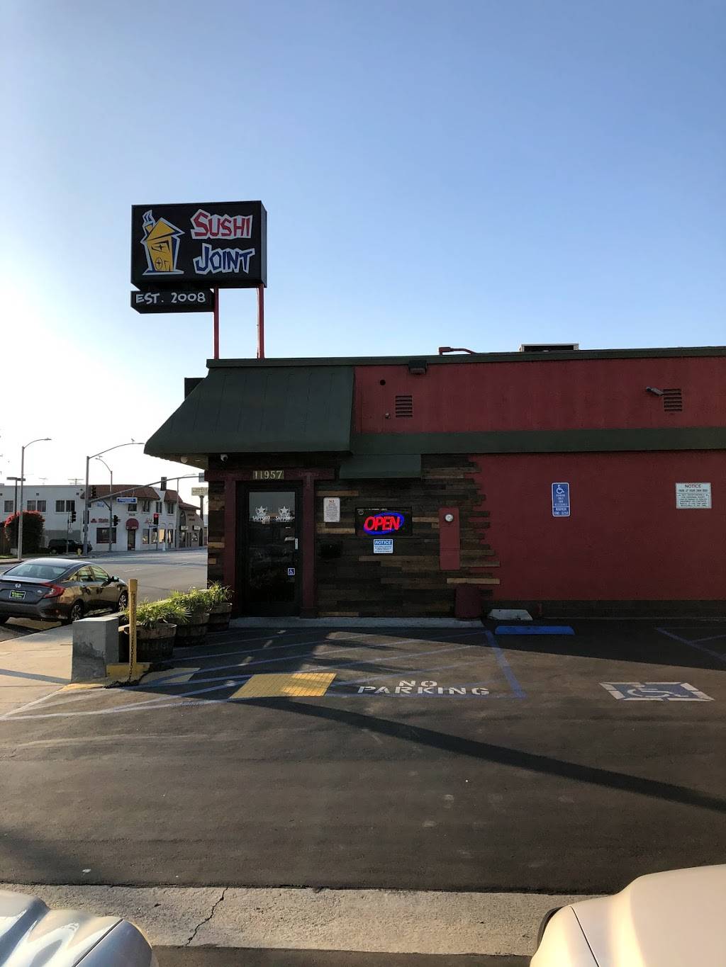 Sushi joint | restaurant | 11957 Firestone Blvd, Norwalk, CA 90650, USA | 5624748898 OR +1 562-474-8898