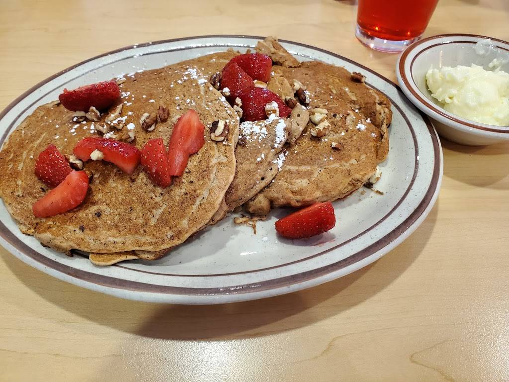 Village Inn | bakery | 6040 N Mesa St, El Paso, TX 79912, USA | 9155816329 OR +1 915-581-6329