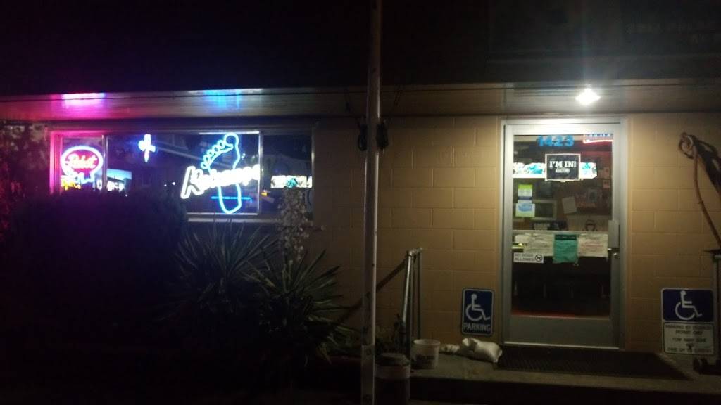 Docs Riverside Taphouse | restaurant | 1423 S Machias Rd, Snohomish, WA 98290, USA | 4253747572 OR +1 425-374-7572