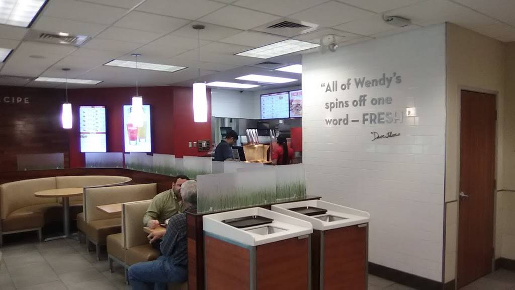 Wendys | restaurant | 14123 W University Ave, Hammond, LA 70401, USA | 9853659914 OR +1 985-365-9914
