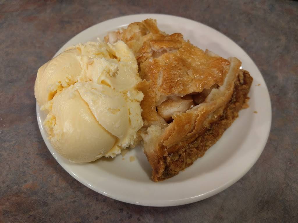 Rockin R Restaurant | restaurant | 201 Antelope Blvd, Red Bluff, CA 96080, USA | 5305282360 OR +1 530-528-2360