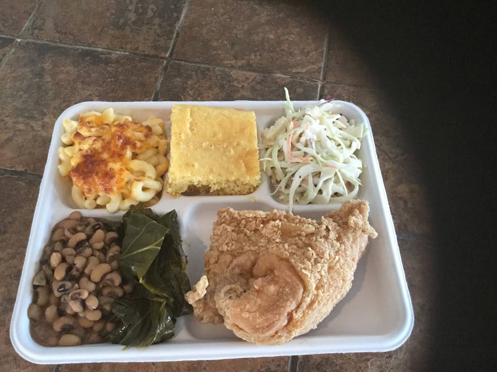 The Roost | restaurant | 420 22nd St S, St. Petersburg, FL 33712, USA | 7278234500 OR +1 727-823-4500