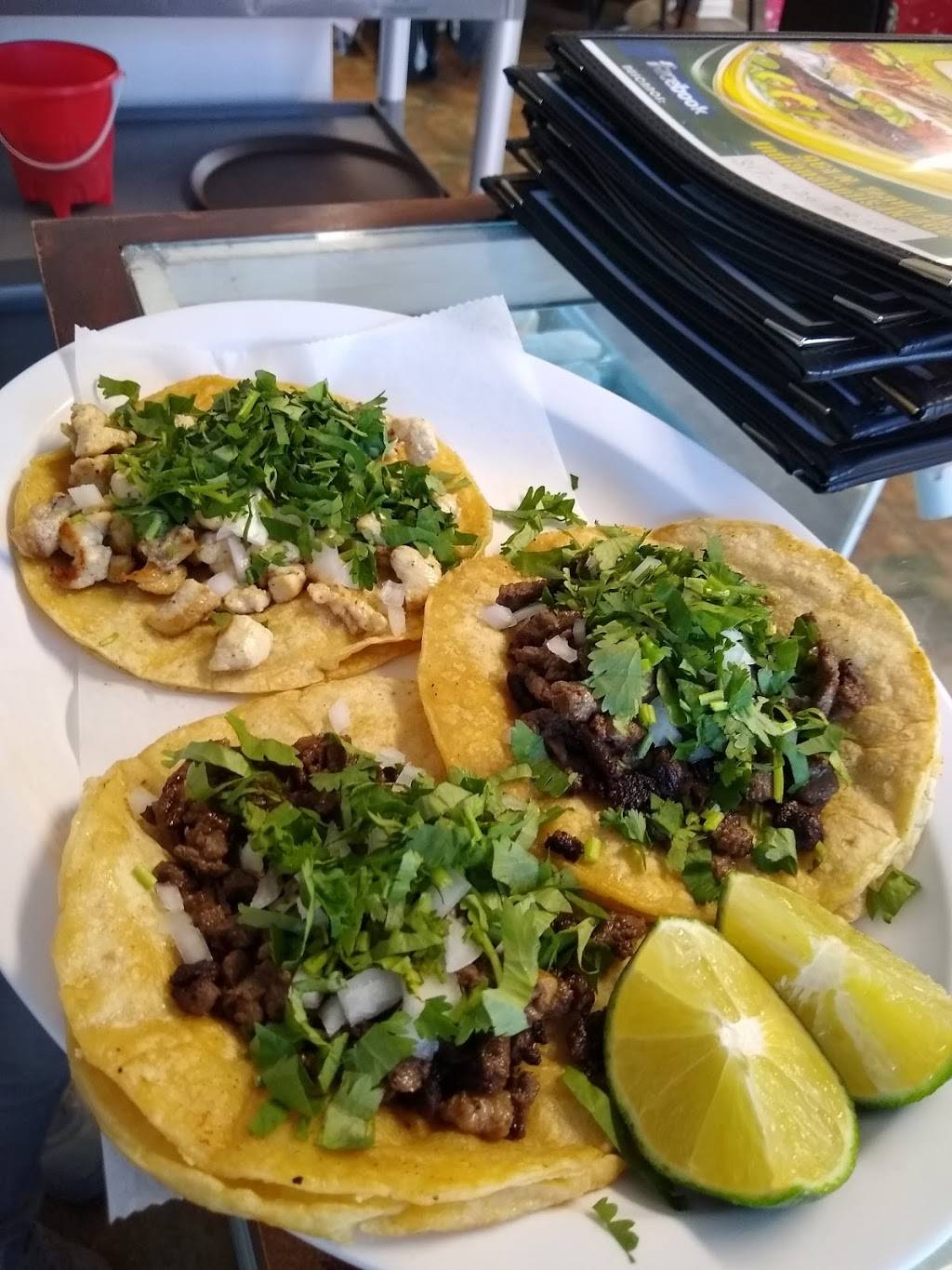 LAS TINAJITAS MEXICAN RESTAURANT | restaurant | 961 N Traub Ave, Indianapolis, IN 46222, USA | 3174262852 OR +1 317-426-2852