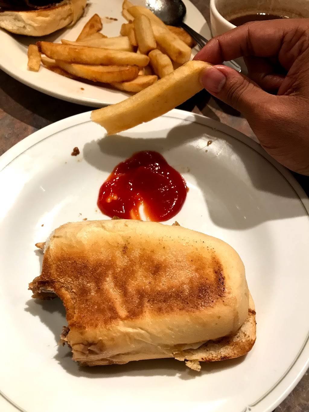 Star On 18 | restaurant | 128 10th Ave, New York, NY 10011, USA | 2123660994 OR +1 212-366-0994