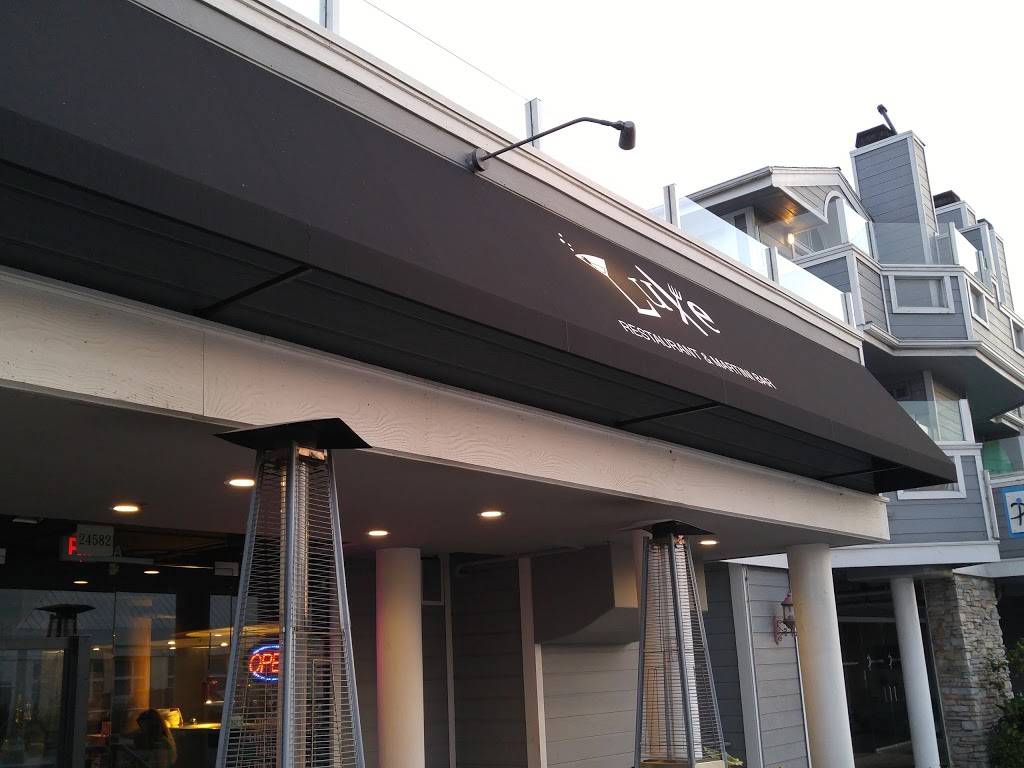 Luxe Restaurant and World Famous Martini Bar | restaurant | 24582 Del Prado Ave, Dana Point, CA 92629, USA | 9492764990 OR +1 949-276-4990