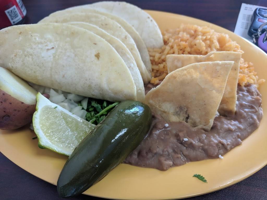 Tortilleria El Taquito | restaurant | 8610 N Lamar Blvd, Austin, TX 78753, USA | 5124906622 OR +1 512-490-6622