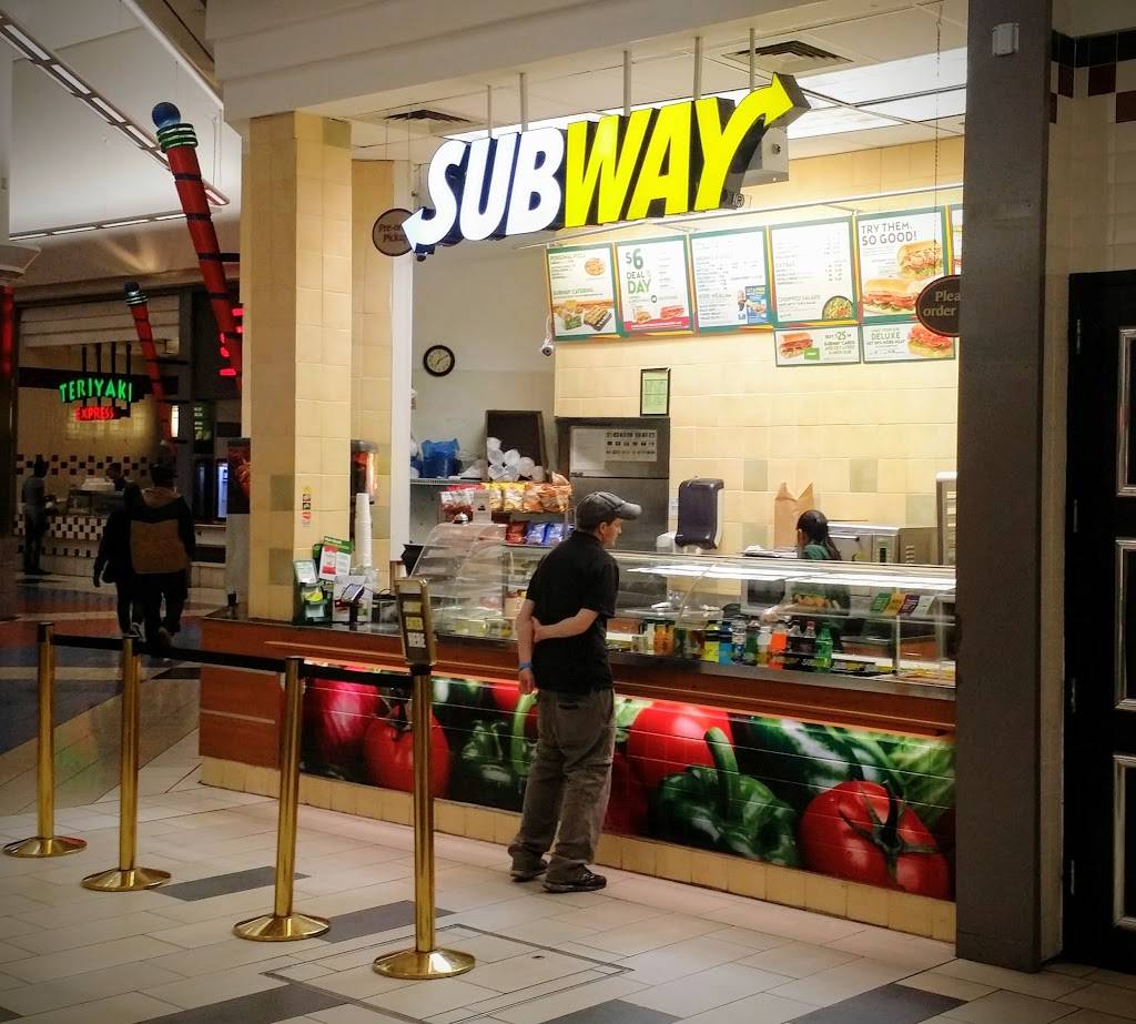 Subway | restaurant | 907 Rivergate Pkwy Suite E3, Goodlettsville, TN 37072, USA | 6158556409 OR +1 615-855-6409