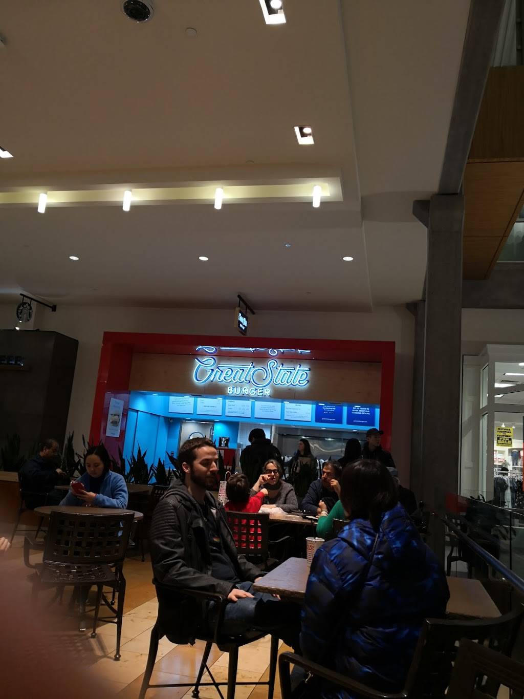 Great State Burger | restaurant | 575 Bellevue Square, Bellevue, WA 98004, USA | 4255342345 OR +1 425-534-2345