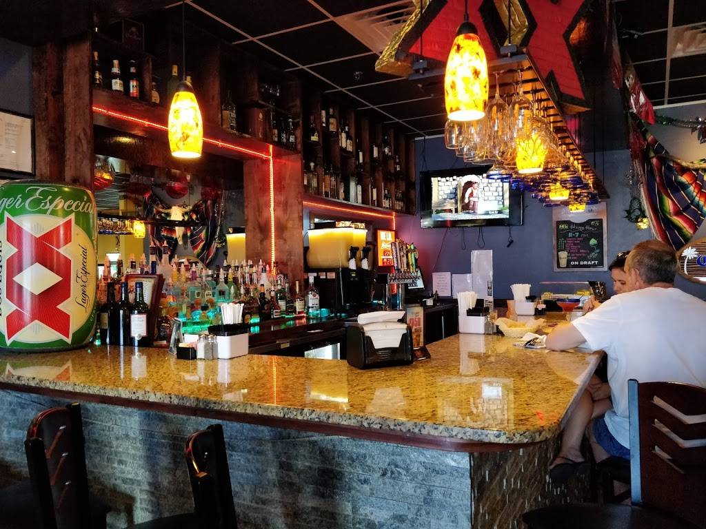 EL Toro Mexican Bar & Grill | restaurant | 3015 SW Pine Island Rd #117, Cape Coral, FL 33991, USA | 2395585181 OR +1 239-558-5181