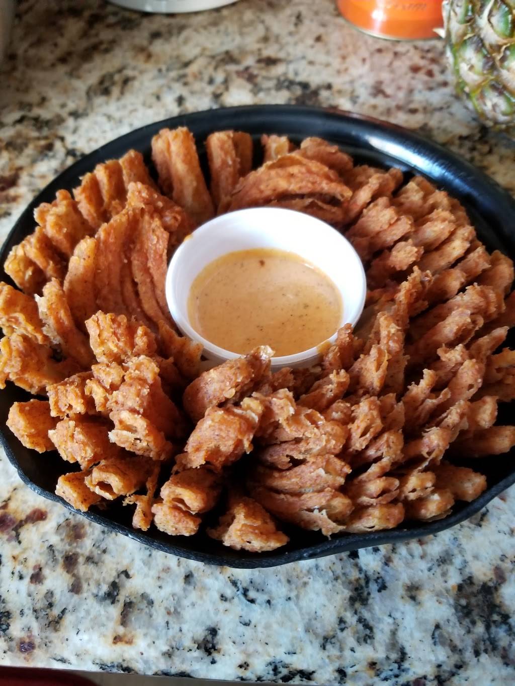 Outback Steakhouse | restaurant | 280 Marsh Ave, Staten Island, NY 10314, USA | 7187613907 OR +1 718-761-3907